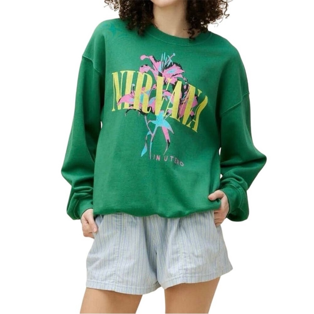 DAYDREAMER Nirvana Lilies Boyfriend Crew Size XS NWT MSRP $158